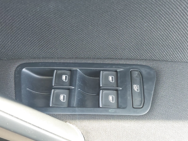 Used Volkswagen Golf 2013 for sale - 77947565: Photo 12