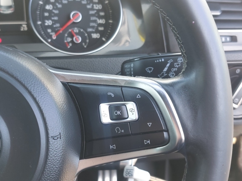 Used Volkswagen Golf 2013 for sale - 77947565: Photo 16