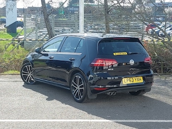 Used Volkswagen Golf 2013 for sale - 77947565: Photo