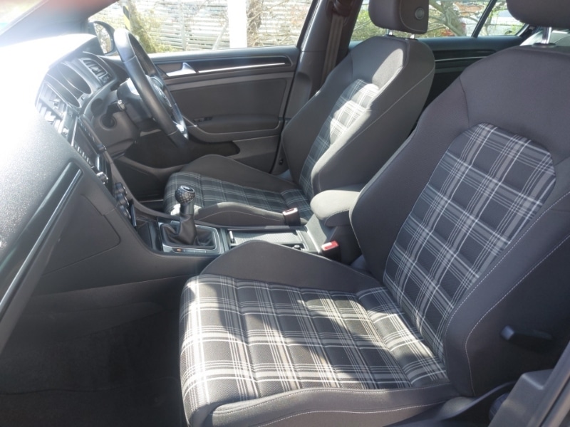 Used Volkswagen Golf 2013 for sale - 77947565: Photo 5