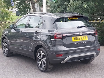 Used Volkswagen T-Cross 2019 for sale - 75554937: Photo
