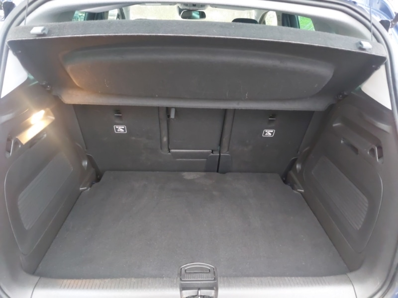 Used Vauxhall Crossland 2022 for sale - 76983136: Photo 8