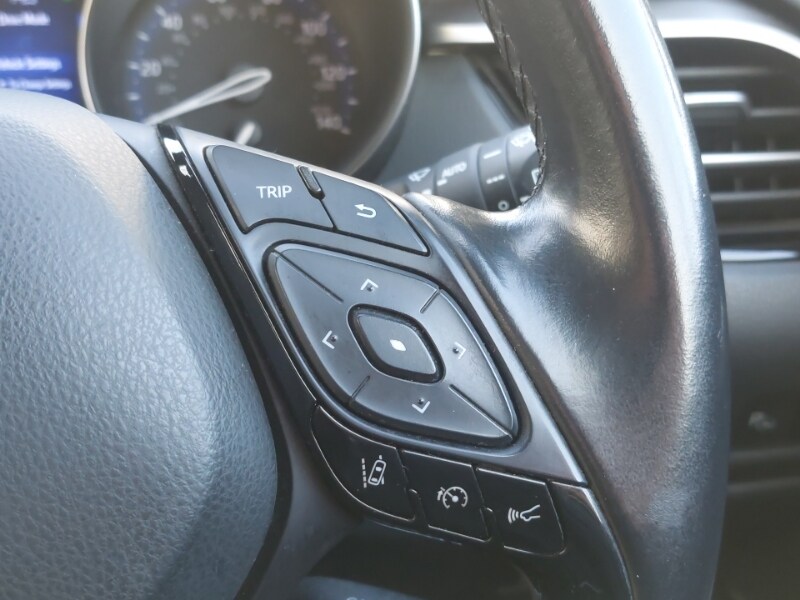 Used Toyota C-HR 2018 for sale - 77024494: Photo 16