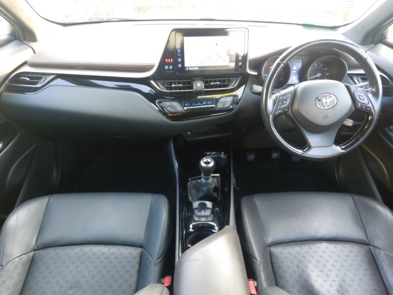 Used Toyota C-HR 2018 for sale - 77024494: Photo 2
