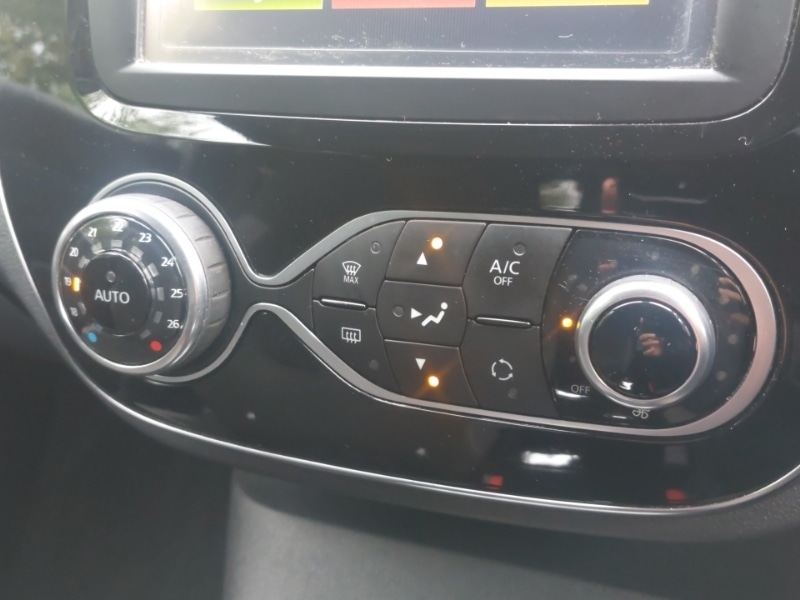 Used Renault Captur 2017 for sale - 76450817: Photo 13