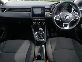 Used Renault Clio 2021 for sale - 78740450: Photo