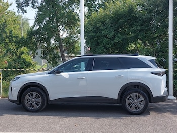 Used Peugeot 5008 2025 for sale - 79235364: Photo