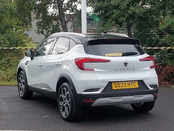 Used Renault Captur 2023 for sale - 79581307: Photo