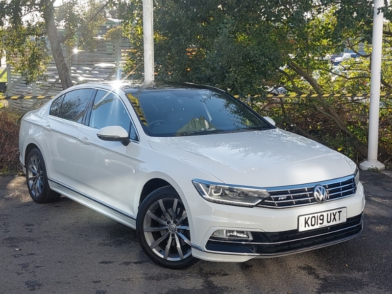 Used Volkswagen Passat 2019 for sale - 76644131: Photo 1