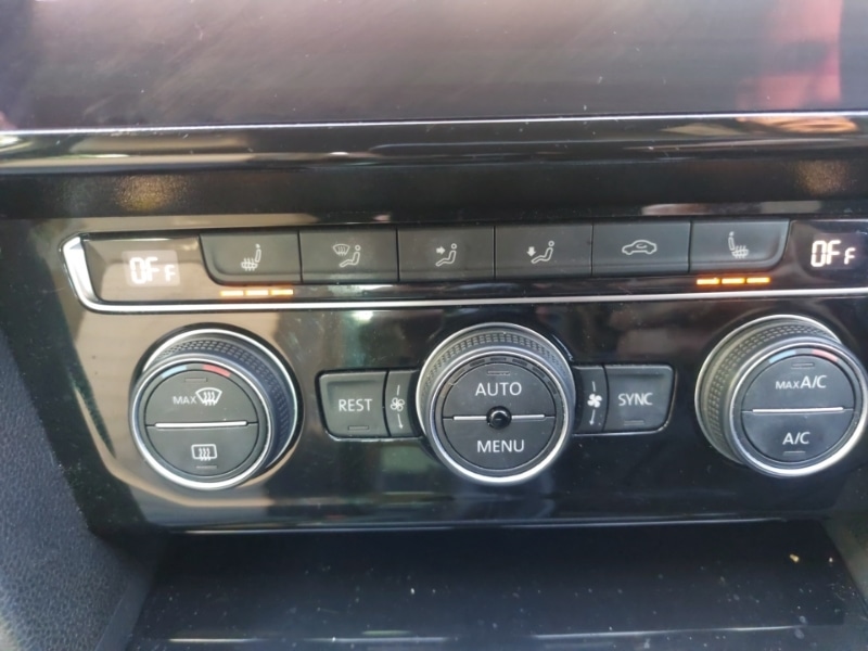 Used Volkswagen Passat 2019 for sale - 76644131: Photo 17