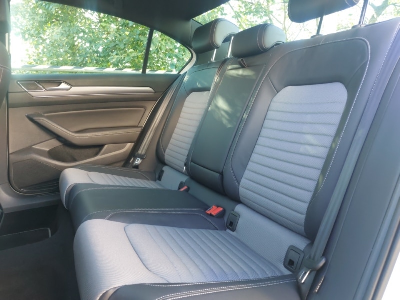 Used Volkswagen Passat 2019 for sale - 76644131: Photo 6