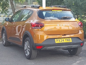 Used Dacia Sandero Stepway 2024 for sale - 75943836: Photo