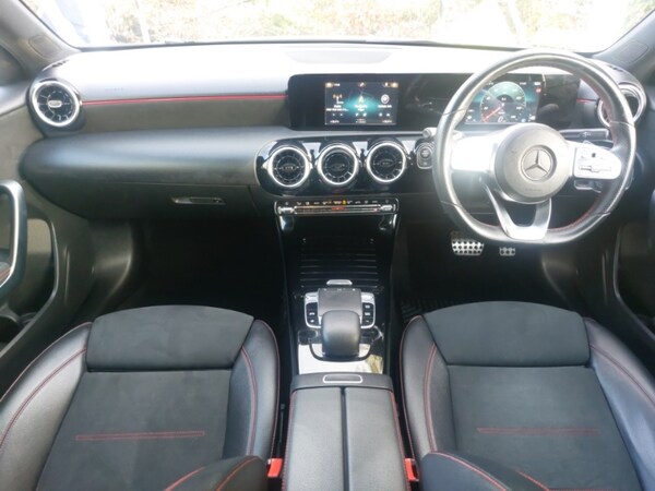 Used Mercedes-Benz A-Class 2018 for sale - 75989430: Photo 2