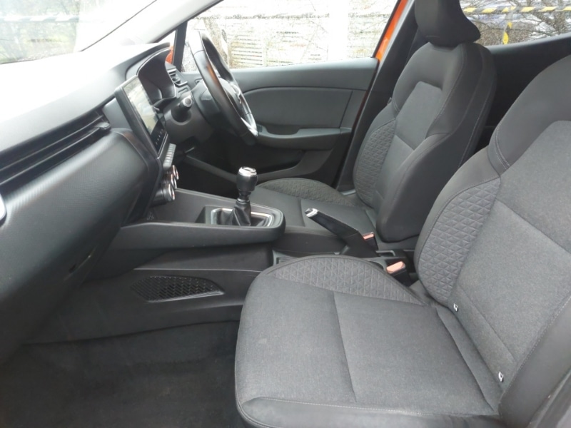 Used Renault Clio 2020 for sale - 77466525: Photo 5