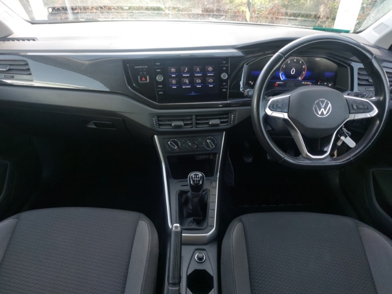 Used Volkswagen Polo 2024 for sale - 76403557: Photo 2