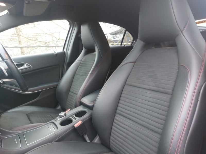 Used Mercedes-Benz A-Class 2018 for sale - 77595922: Photo 5