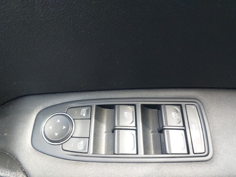 Used Renault Captur 2023 for sale - 76589253: Photo 13