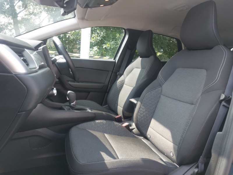 Used Renault Captur 2023 for sale - 76589253: Photo 5