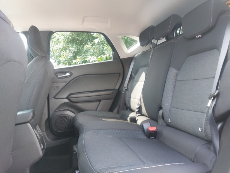 Used Renault Captur 2023 for sale - 76589253: Photo 6