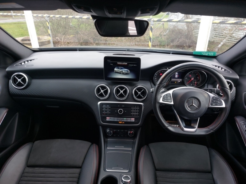 Used Mercedes-Benz A-Class 2018 for sale - 77558867: Photo 2