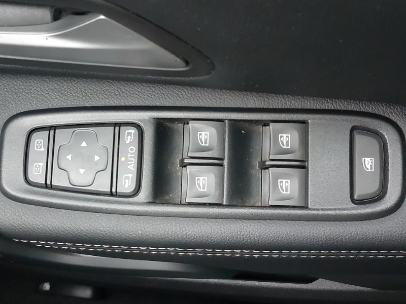 Used Dacia Duster 2023 for sale - 77797429: Photo 19