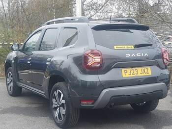 Used Dacia Duster 2023 for sale - 77797429: Photo