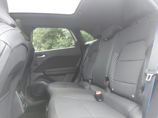 Used Renault Other 2025 for sale - 76135235: Photo 6