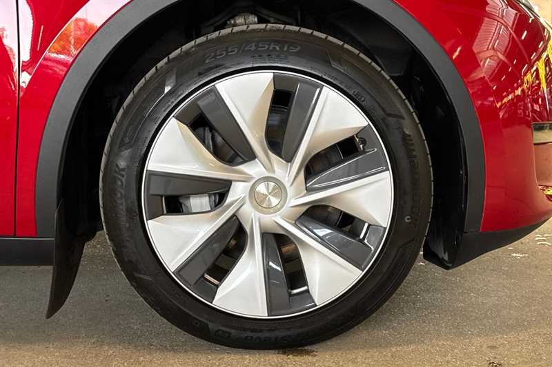 Used Tesla Model Y 2023 for sale - 76448312: Photo 10