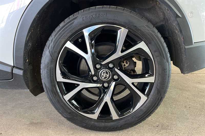 Used Toyota C-HR 2022 for sale - 77362319: Photo 11