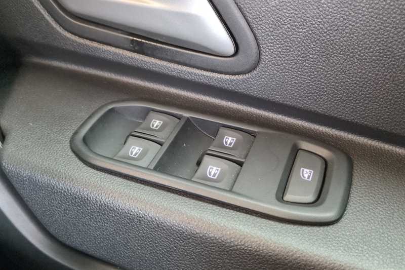 Used Dacia Duster 2023 for sale - 77828125: Photo 16