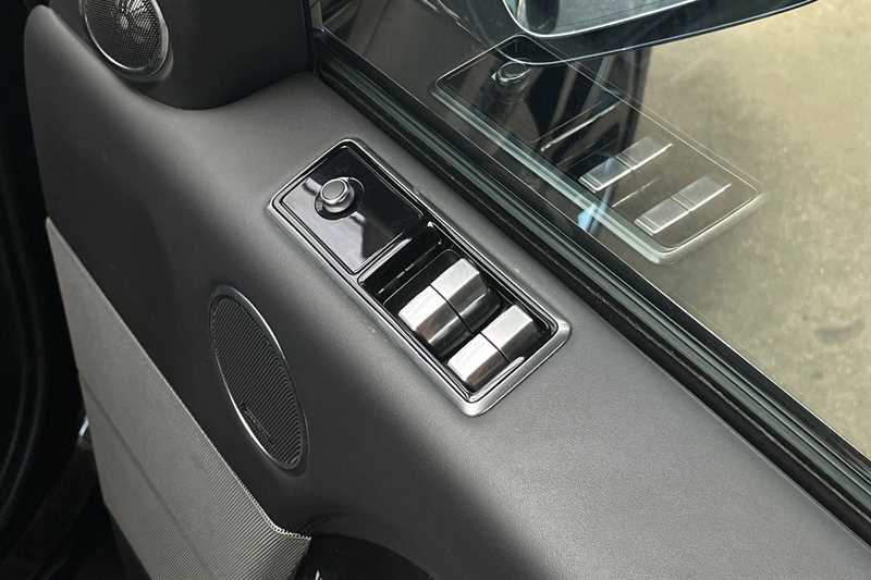 Used Land Rover Range Rover Sport 2021 for sale - 76525123: Photo 16