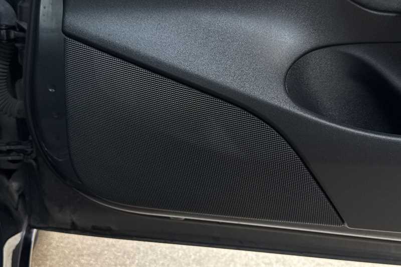 Used Tesla Model 3 2021 for sale - 76530303: Photo 27