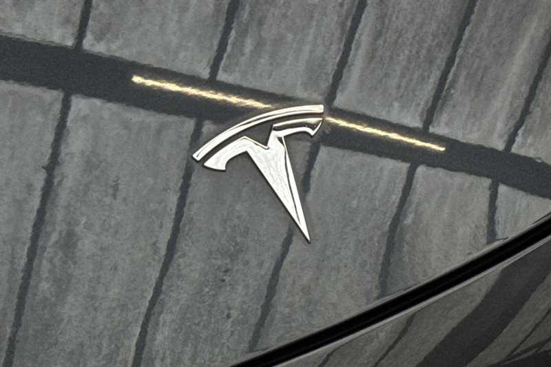 Used Tesla Model 3 2021 for sale - 76530303: Photo 43