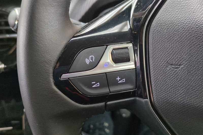 Used Peugeot 208 2021 for sale - 77960296: Photo 21