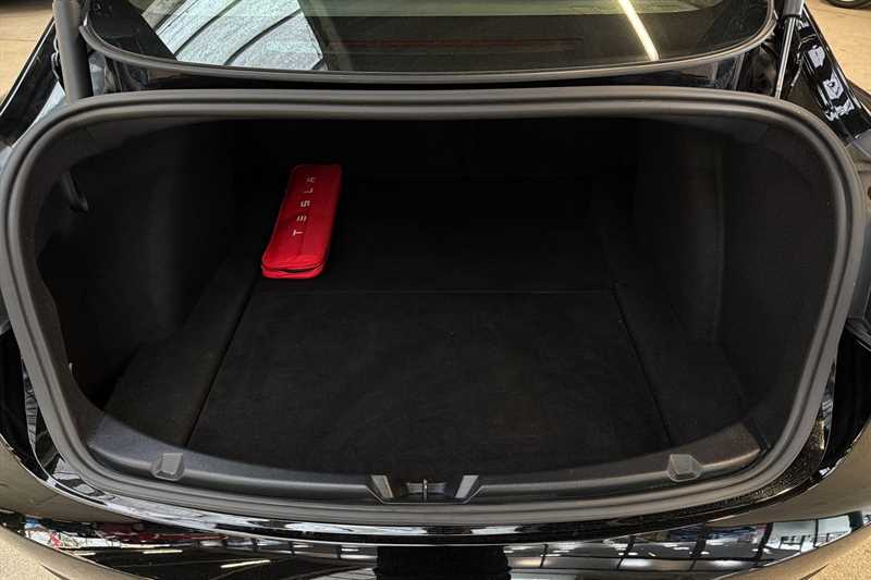 Used Tesla Model 3 2021 for sale - 77402724: Photo 24