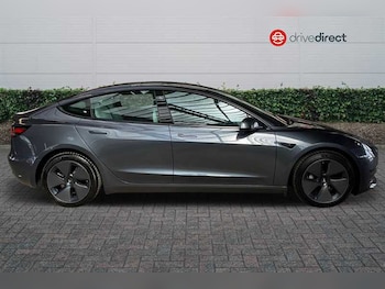 Used Tesla Model 3 2023 for sale - 75917100: Photo