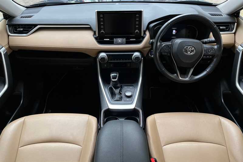 Used Toyota RAV4 2020 for sale - 76517436: Photo 13