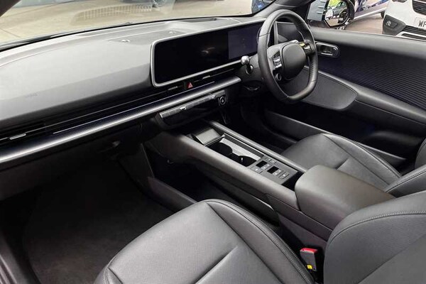 Used Hyundai IONIQ 6 2024 for sale - 75711120: Photo 44