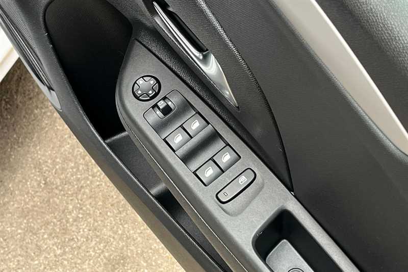 Used Vauxhall Corsa 2022 for sale - 76016205: Photo 16