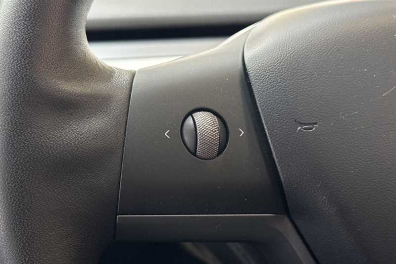 Used Tesla Model 3 2021 for sale - 76746727: Photo 21