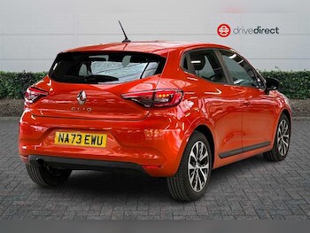 Used Renault Clio 2023 for sale - 78652232: Photo