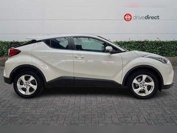 Used Toyota C-HR 2017 for sale - 78731326: Photo