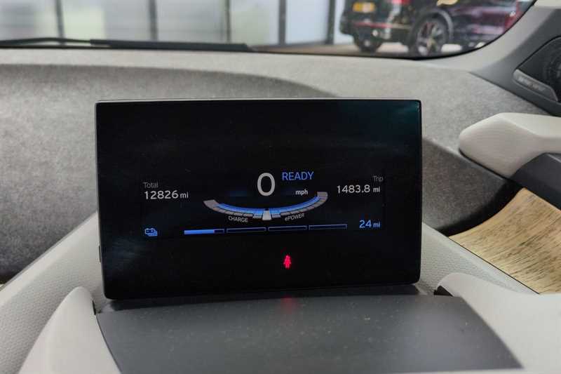 Used BMW i3 2019 for sale - 77886838: Photo 20