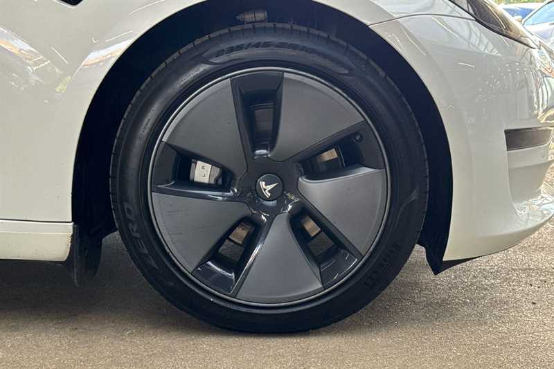 Used Tesla Model 3 2021 for sale - 76096721: Photo 10