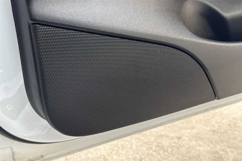 Used Tesla Model 3 2021 for sale - 76096721: Photo 27
