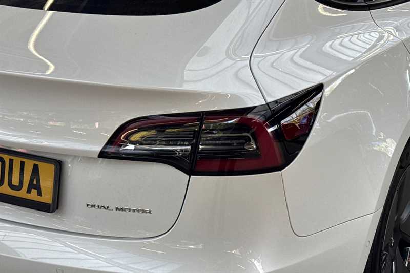 Used Tesla Model 3 2021 for sale - 76096721: Photo 32