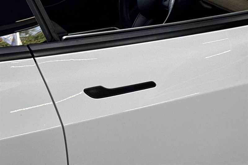 Used Tesla Model 3 2021 for sale - 76096721: Photo 33