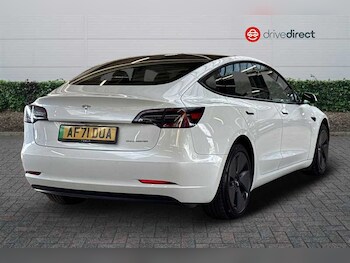Used Tesla Model 3 2021 for sale - 76096721: Photo