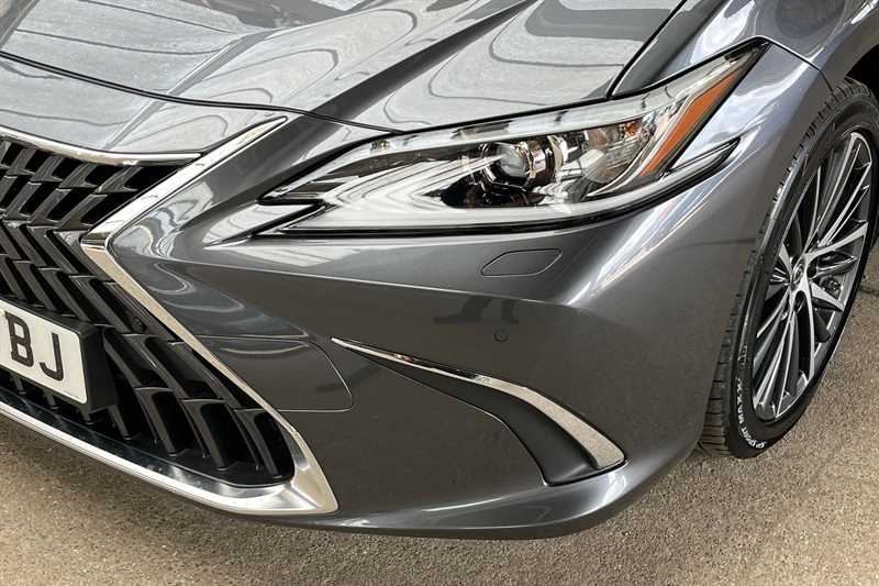 Used Lexus ES 2023 for sale - 76530321: Photo 29