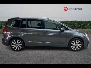 Used Volkswagen Touran 2018 for sale - 75073579: Photo